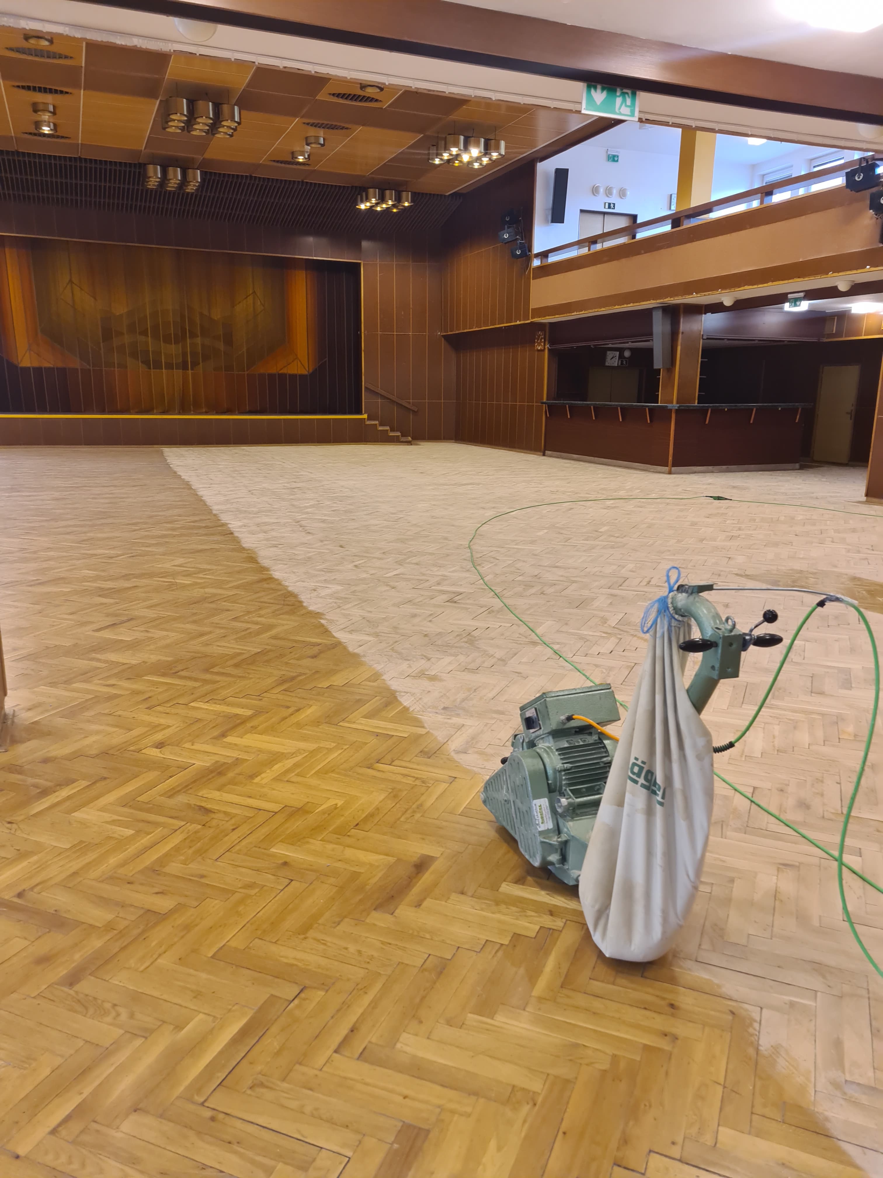 parkety, vlysy, dřevo, renovace